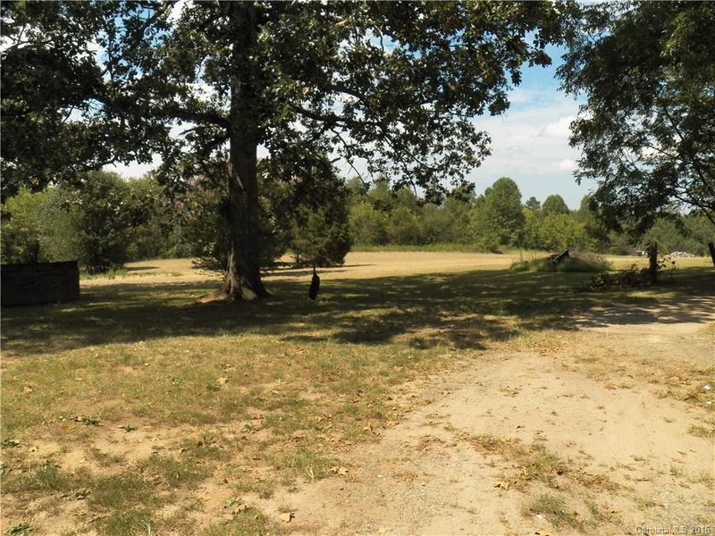 305 Wise Rd, Lincolnton, NC 28092