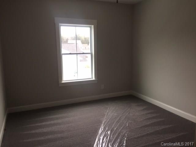 19033 Park Terrace Ln #152, Davidson, NC 28036