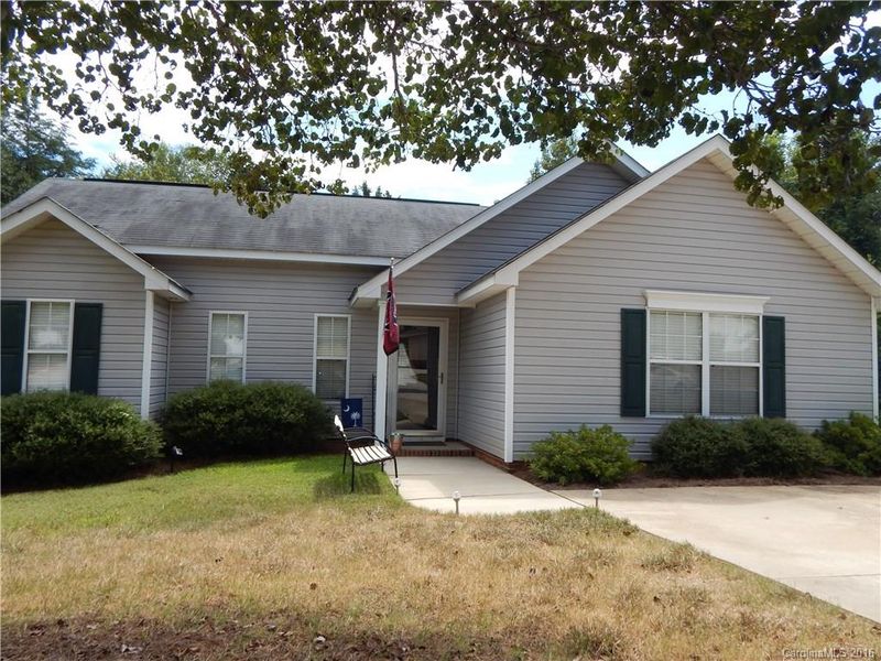 760 Chipmeadow Ln, York, SC 29745