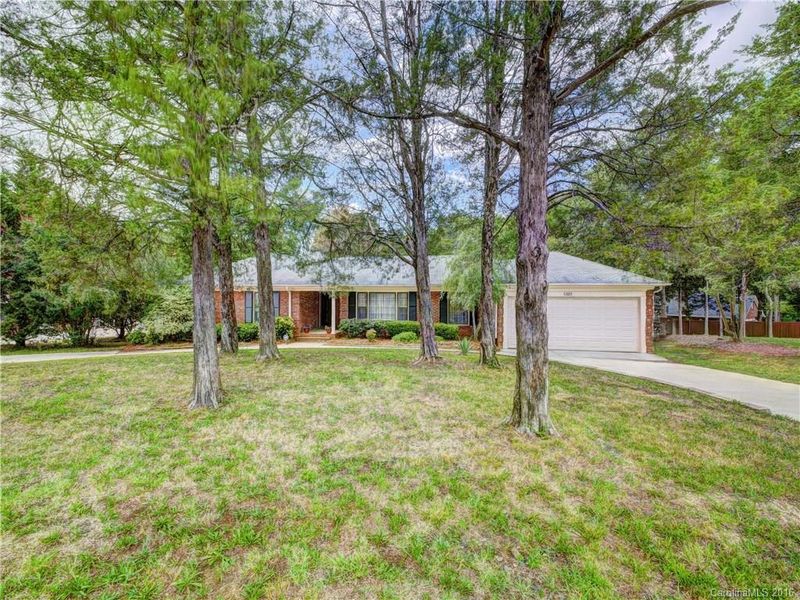 5320 Rea Rd, Charlotte, NC 28226