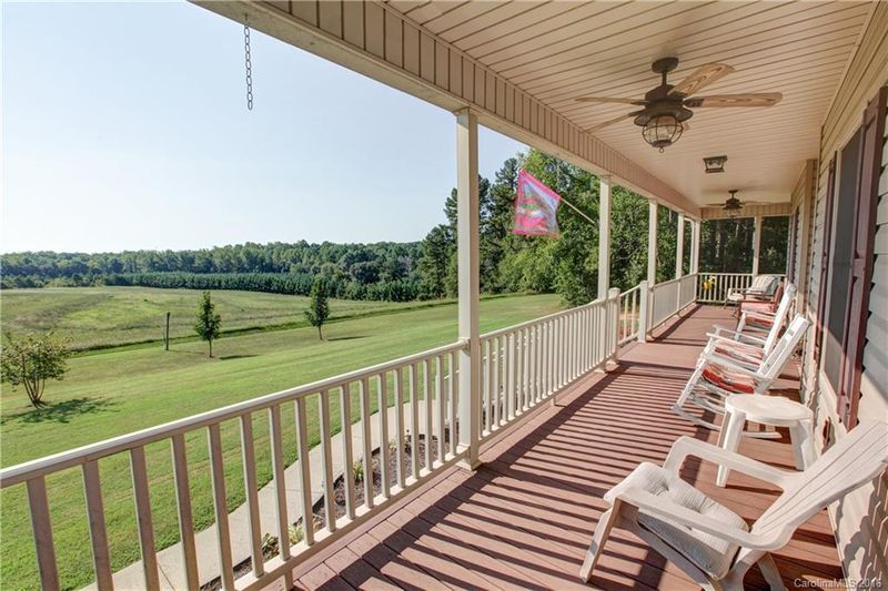 140 Red Yam Farm Rd, Dallas, NC 28034