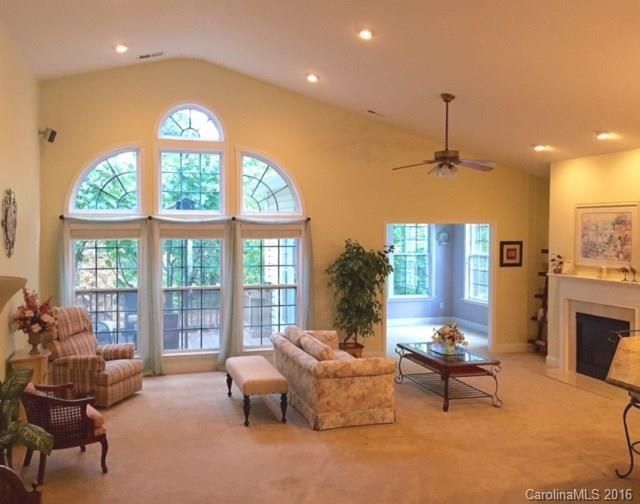 826 Platinum Dr, Fort Mill, SC 29708