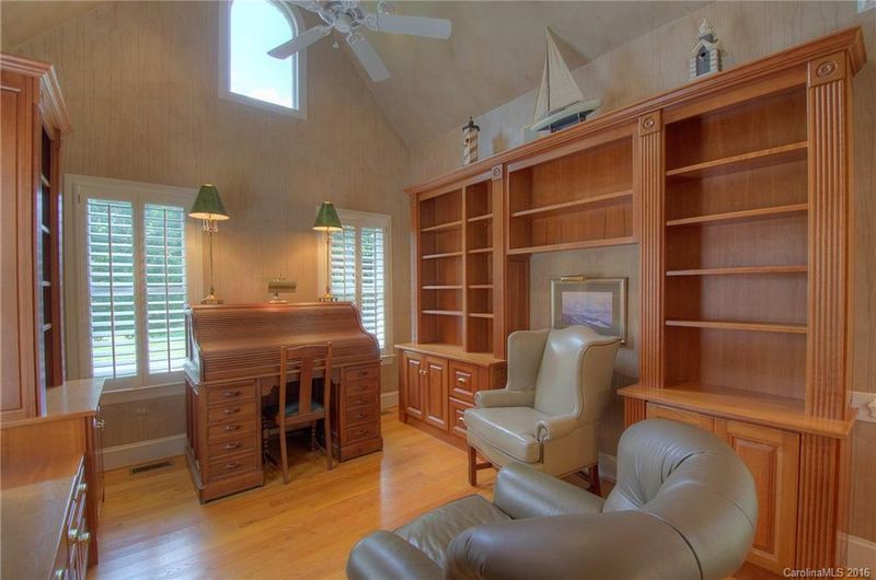 2028 Meadow Run Dr, Matthews, NC 28104