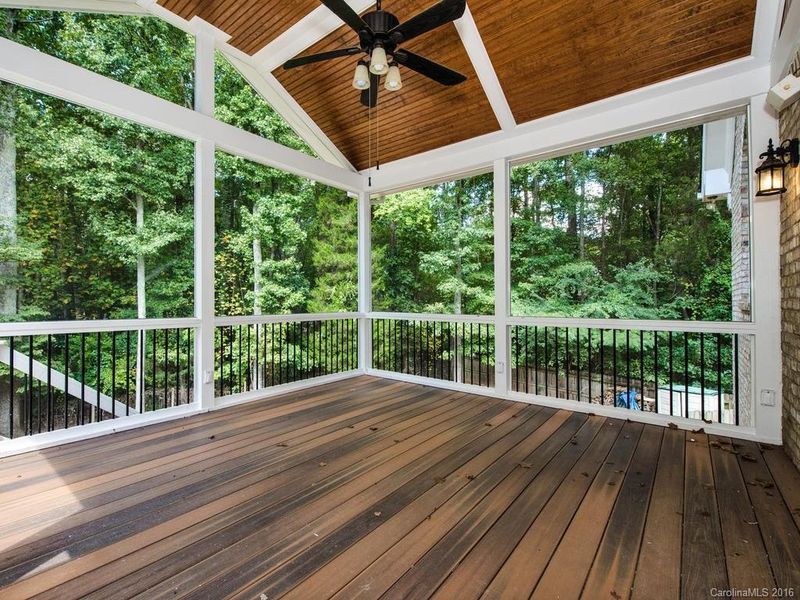 10620 Andiron Dr, Matthews, NC 28105