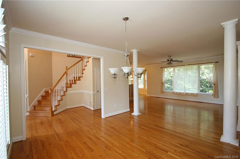 1296 Fenwick Hall Ct, Gastonia, NC 28056