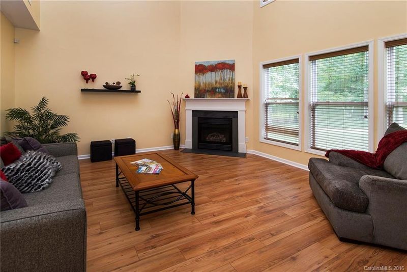 1824 Yaupon Rd, Charlotte, NC 28215