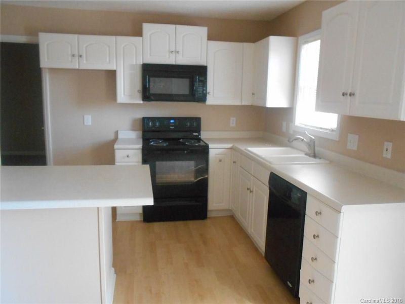 121 Roberts Ave, York, SC 29745