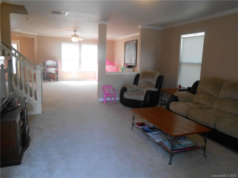 427 Settlers Ridge Dr, Kannapolis, NC 28081