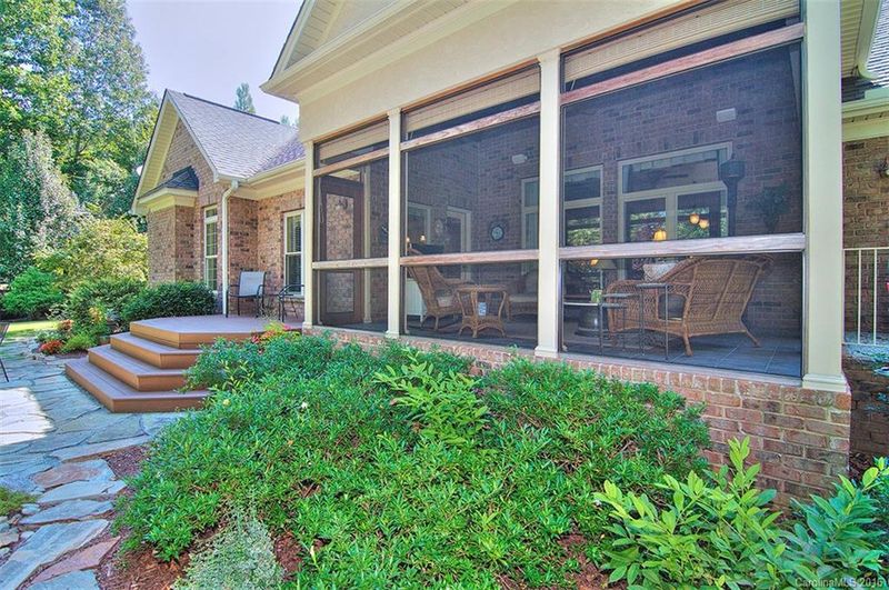 6915 Ellington Farm Ln, Mint Hill, NC 28227
