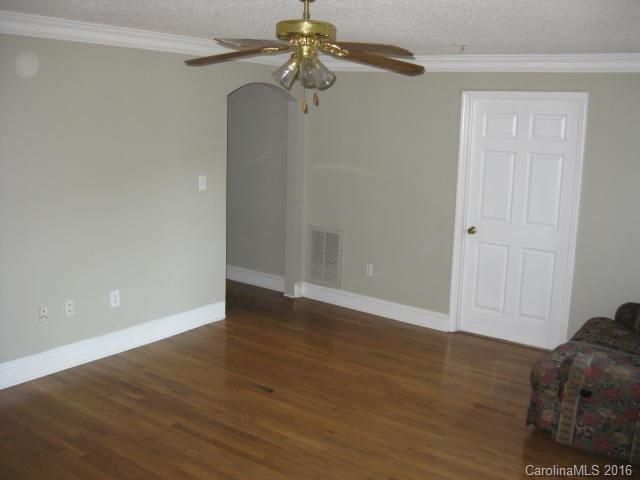 3628 Hickory Grove Rd, Gastonia, NC 28056