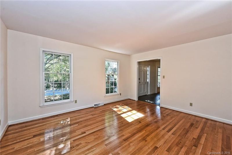 6000 Old Providence Rd, Charlotte, NC 28226