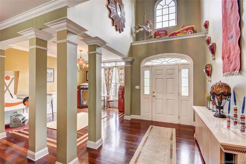 21401 Crown Lake Dr, Cornelius, NC 28031