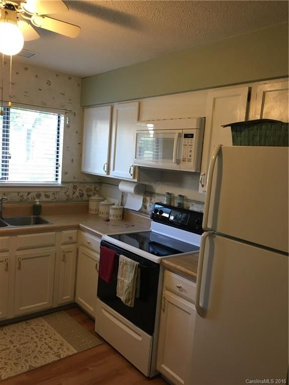 3021 Heathstead Pl #E, Charlotte, NC 28210