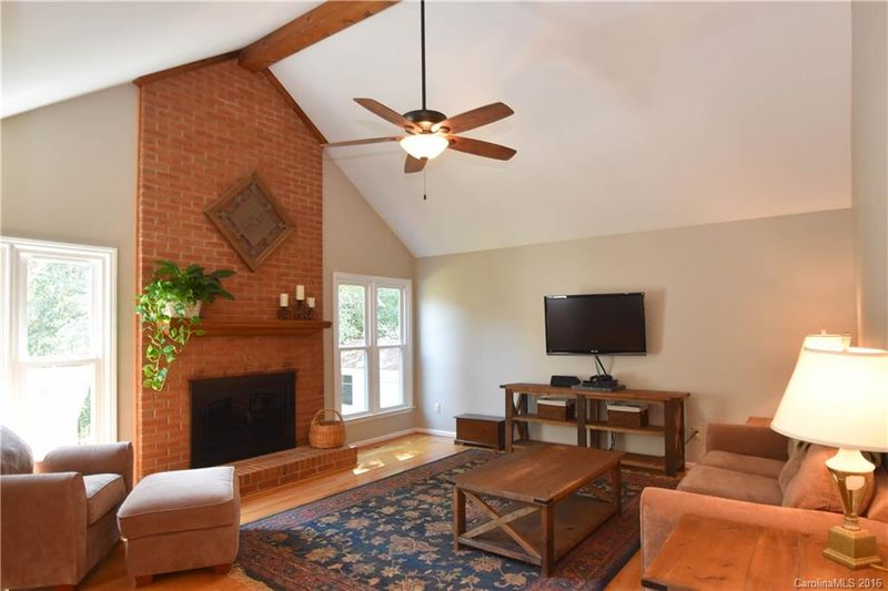 325 Southfork Dr, Belmont, NC 28012