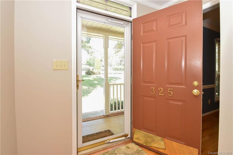 325 Southfork Dr, Belmont, NC 28012