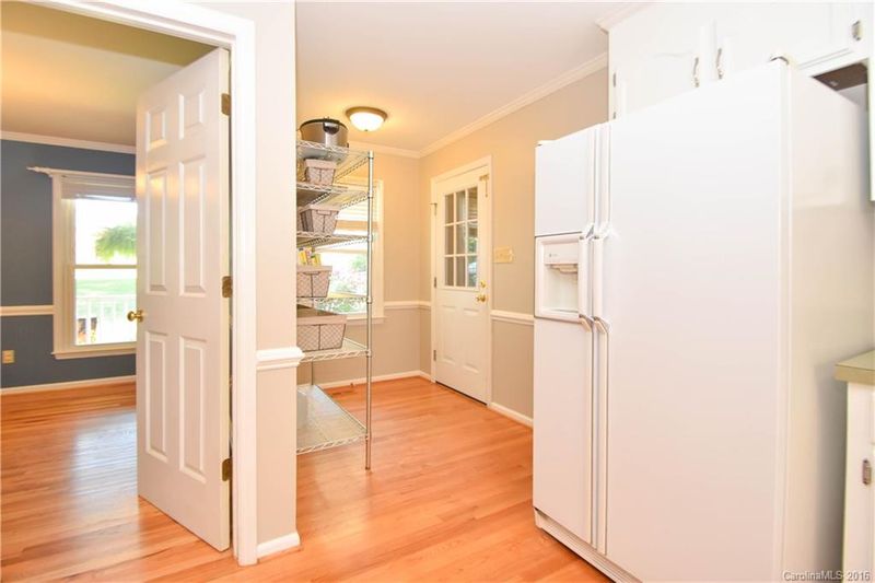 325 Southfork Dr, Belmont, NC 28012