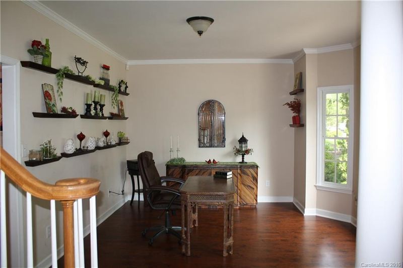 7077 Harbor Ct, Tega Cay, SC 29708