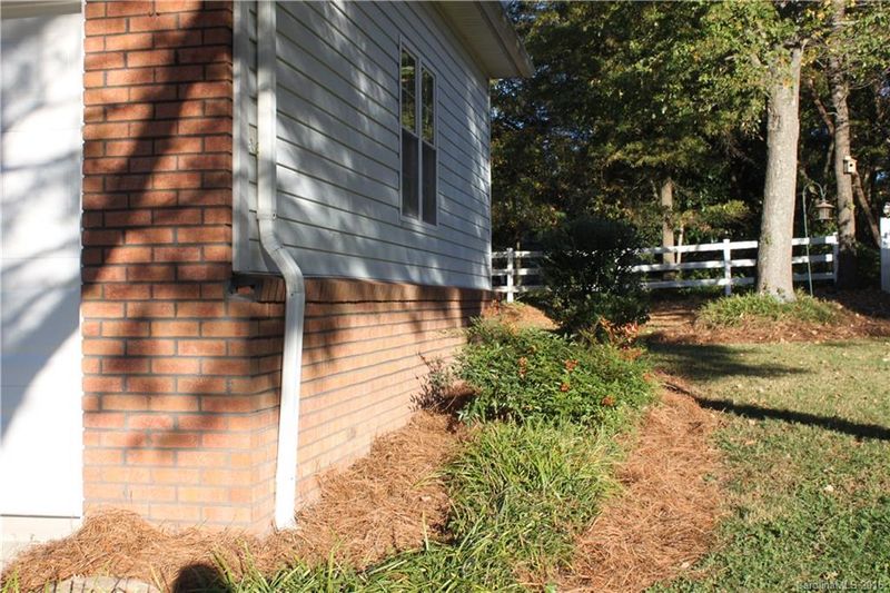 1709 Pickwick Ave, Kannapolis, NC 28081