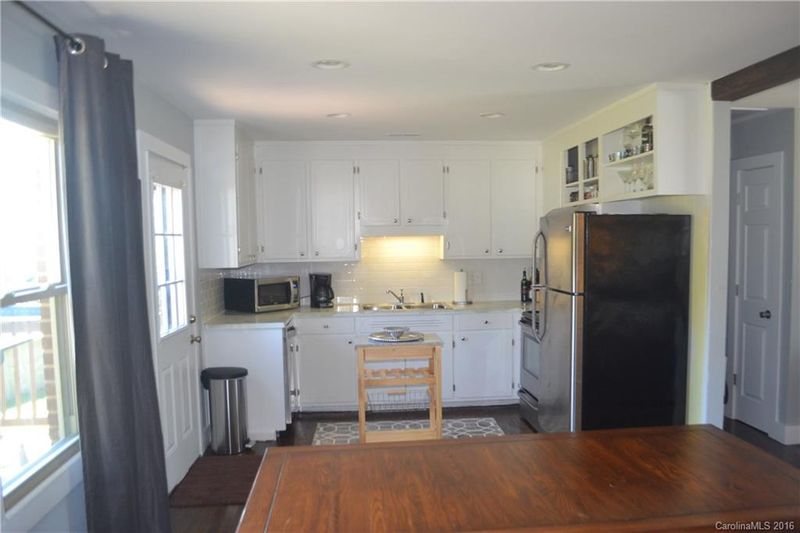 3233 Smith Farm Rd, Matthews, NC 28104