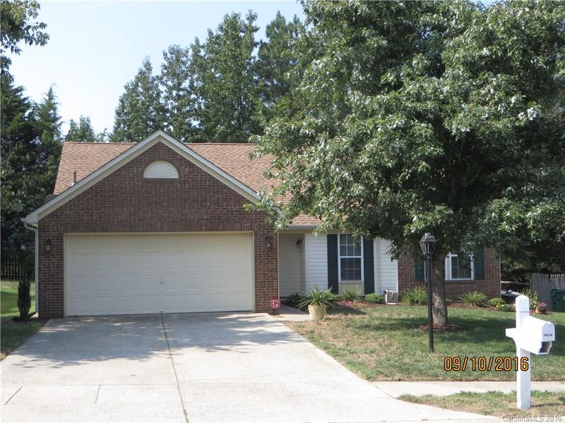 9624 Nettle Dr, Charlotte, NC 28216