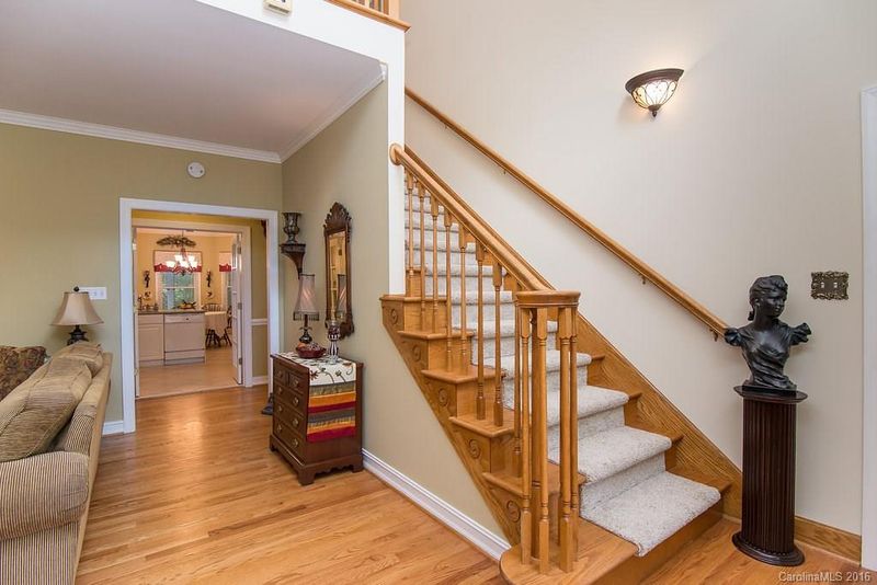 1586 Huntmoor Dr, Rock Hill, SC 29732