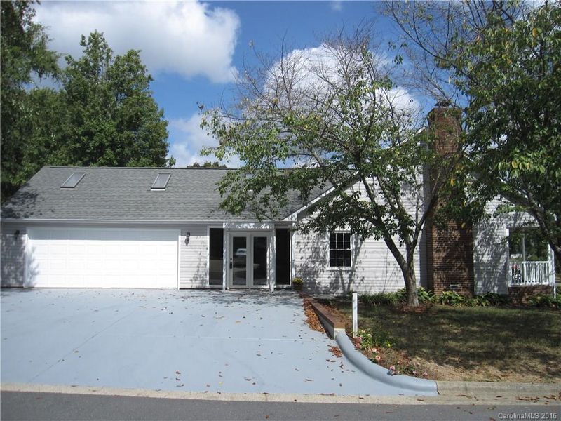 1305 Midlake Rd, Kannapolis, NC 28083