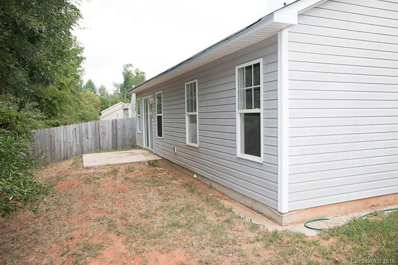 336 Peachtree Rd, Charlotte, NC 28216