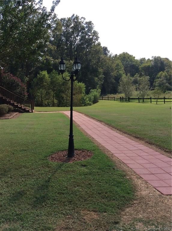 9900 Spring Creek Dr, Midland, NC 28107