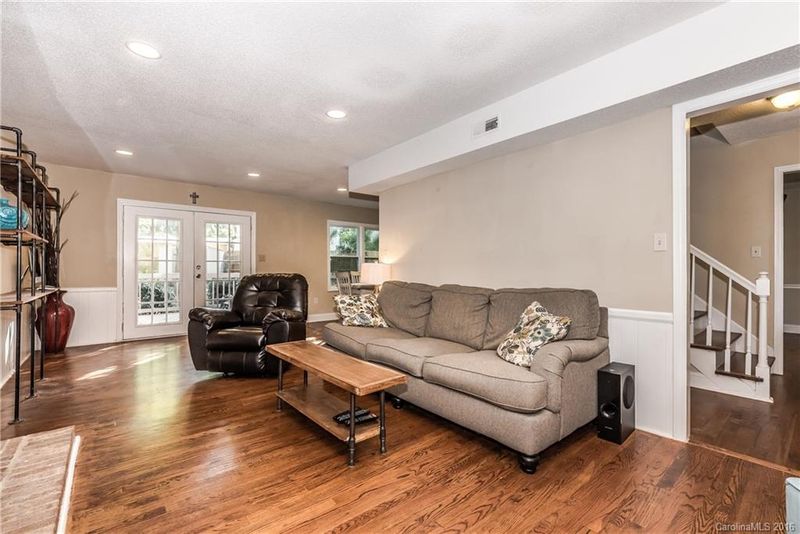 7602 Summerwood Ln, Charlotte, NC 28270