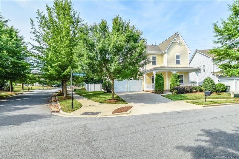9306 Rosalyn Glen Rd, Cornelius, NC 28031