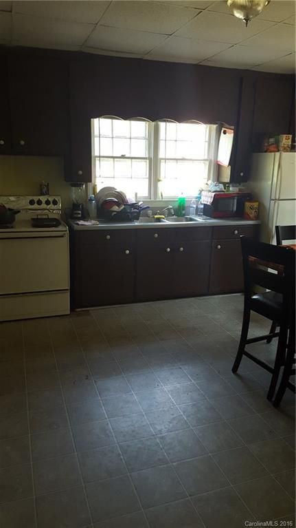 324 S Crigler St, Charlotte, NC 28208