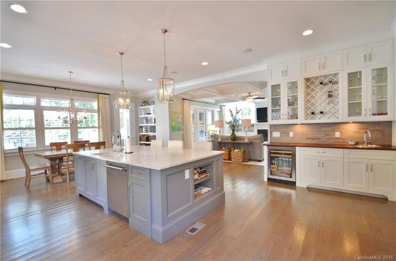 2223 Springdale Ave, Charlotte, NC 28203