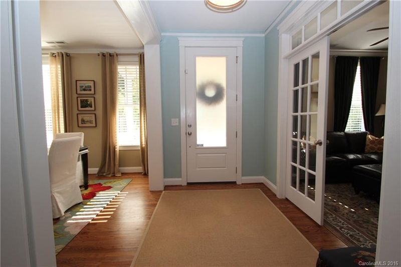 16806 Summers Walk Blvd, Davidson, NC 28036