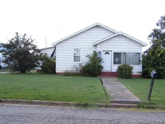 12 Elm St, Great Falls, SC 29055