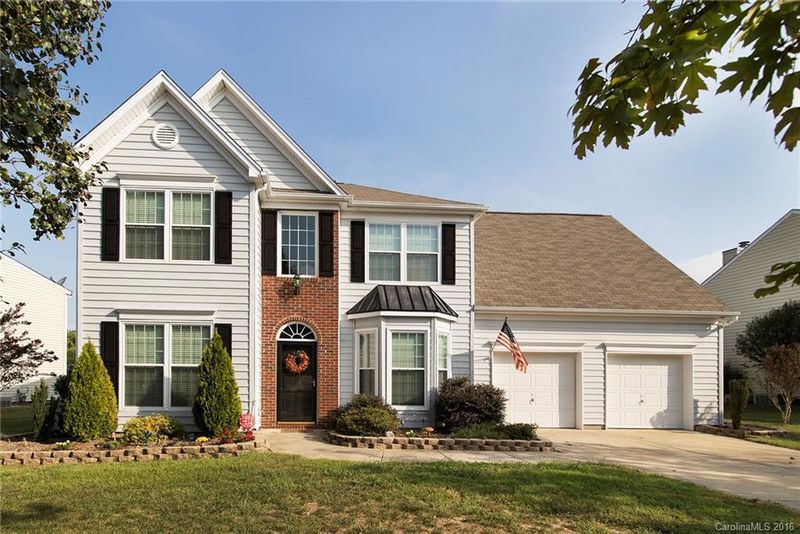5863 Crimson Oak Ct, Harrisburg, NC 28075
