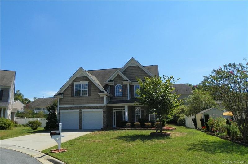 10873 Store House Ct, Davidson, NC 28036