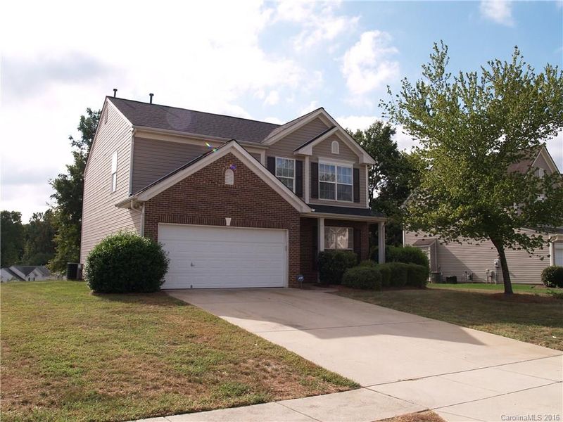 2110 Southwind Dr, Charlotte, NC 28216