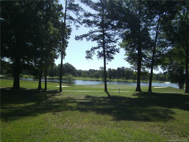 2608 Rolling Hills Dr, Monroe, NC 28110