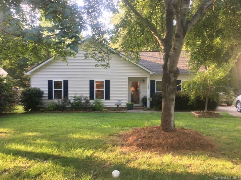7228 Chattanooga Ln, Mint Hill, NC 28227