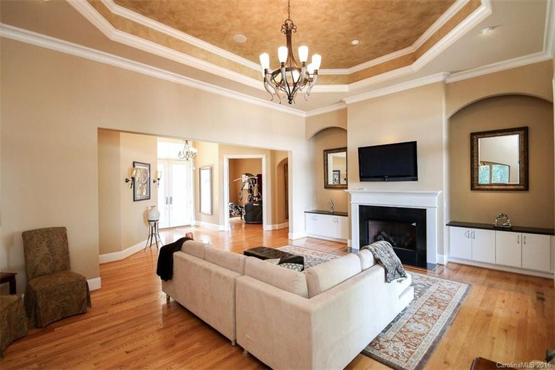 16430 Belle Isle Dr, Cornelius, NC 28031