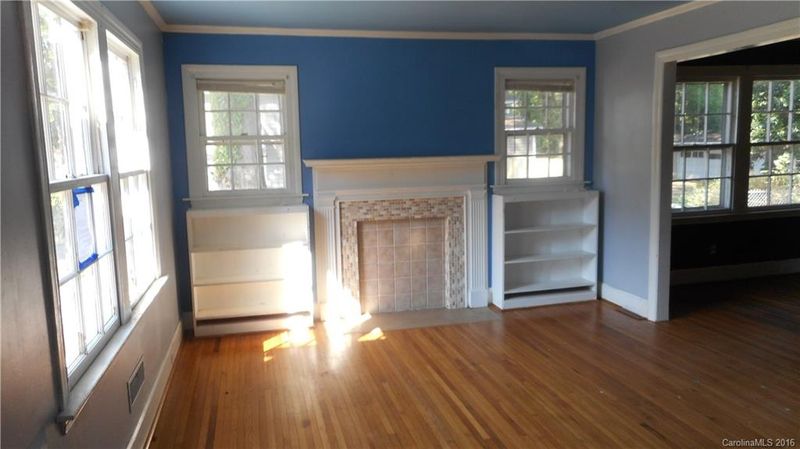 914 Gibbons St, Gastonia, NC 28052