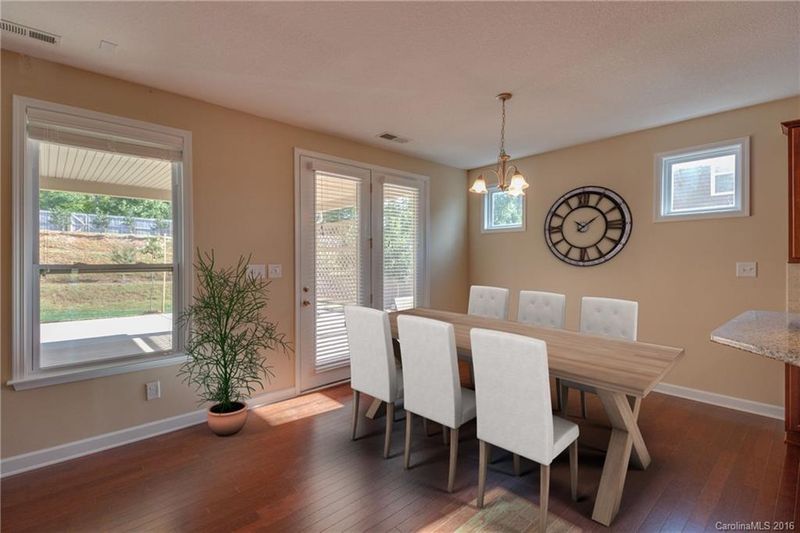 1145 Mckee Farm Ln, Belmont, NC 28012