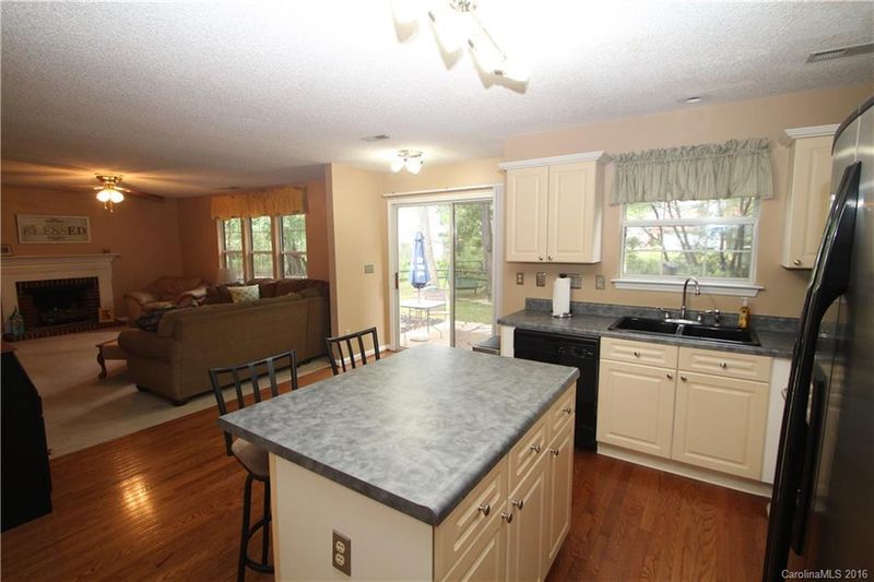 5914 Hoover Ave #7, Indian Trail, NC 28079