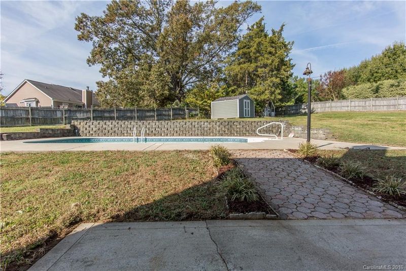 3201 Bracey Ct, Matthews, NC 28105