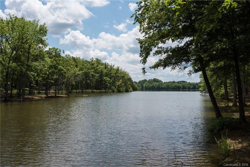 771 Peninsula Dr #771, Davidson, NC 28036
