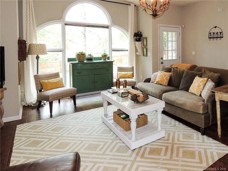 6219 Sullins Rd, Charlotte, NC 28214
