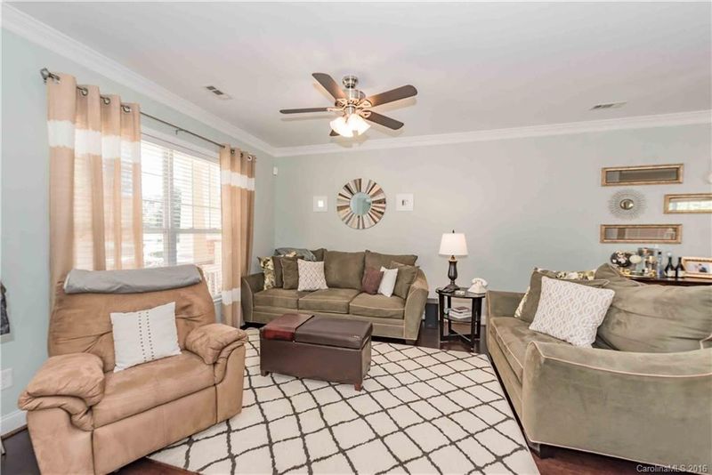 313 Hurston Cir #313, Charlotte, NC 28208