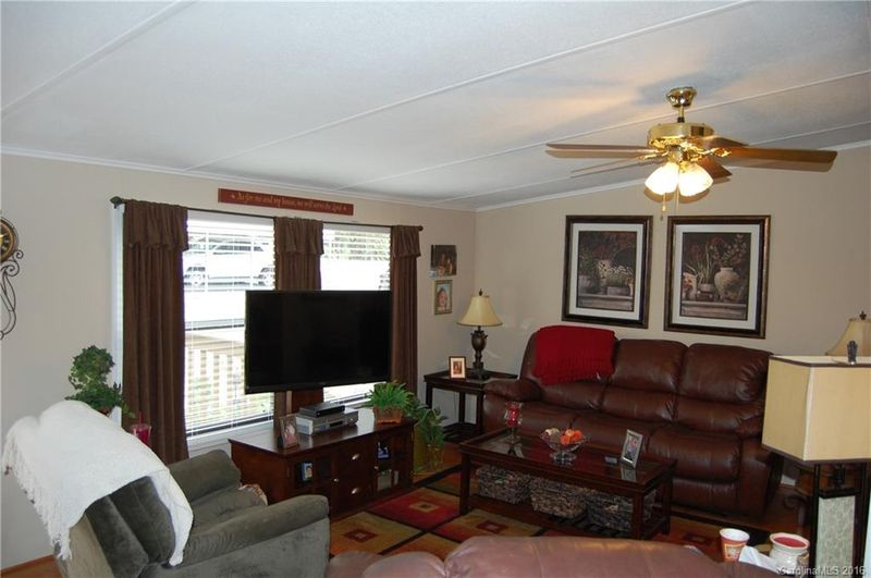 6414 E Nc 150 Hw, Maiden, NC 28650