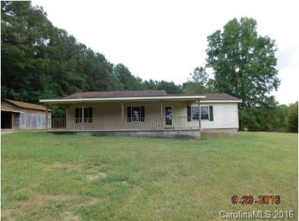 2471 Fairlawn Ln, Stanley, NC 28164