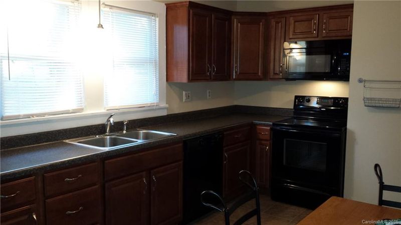 607 Sumner St, Kannapolis, NC 28083